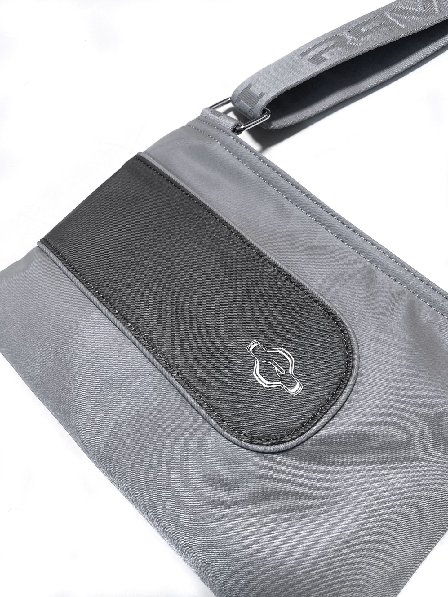 Raze Nylon Bag Grey